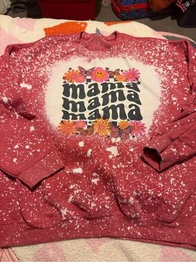 Gildan Pink Bleach-Splatter 'mama' Graphic Crewneck with Floral & Smile Design